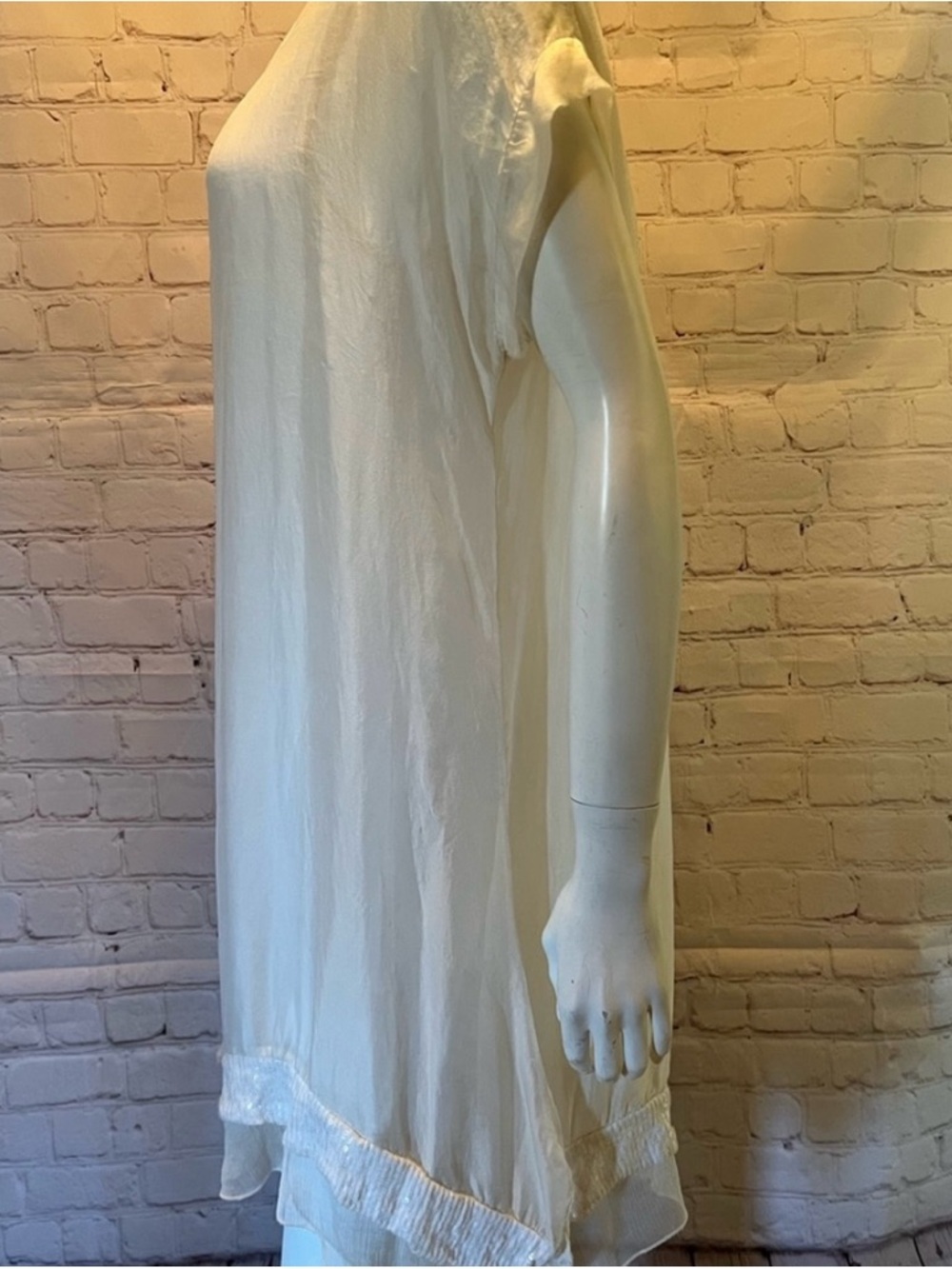 ❤️ VINTAGE White Sheer Tunic DRESS w/ Sequin Hem - Picture 6 of 9